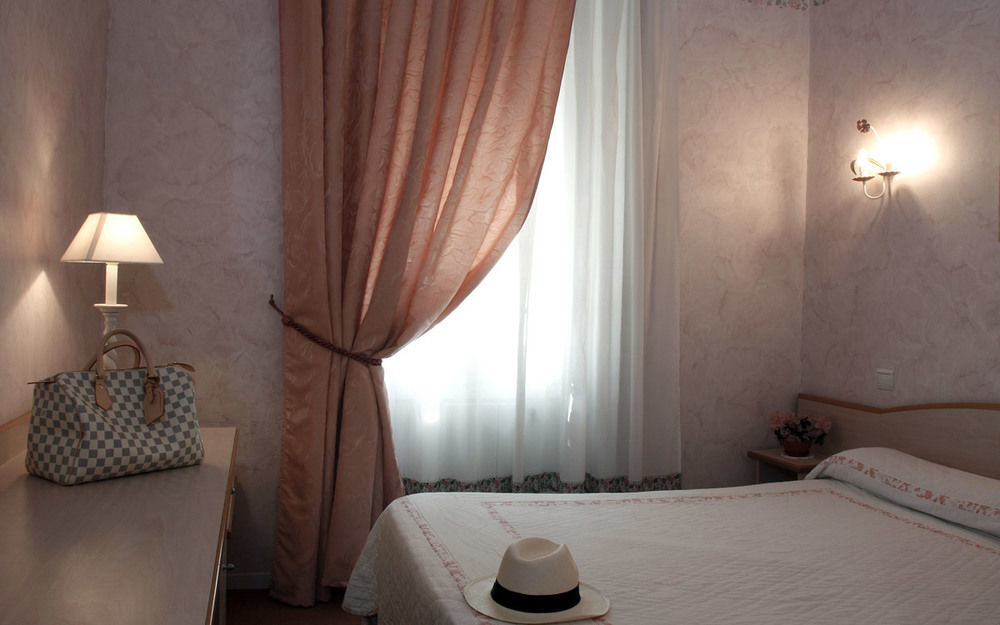 Paris Rome Hotell Menton Eksteriør bilde