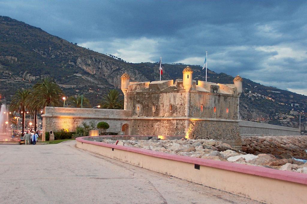 Paris Rome Hotell Menton Eksteriør bilde