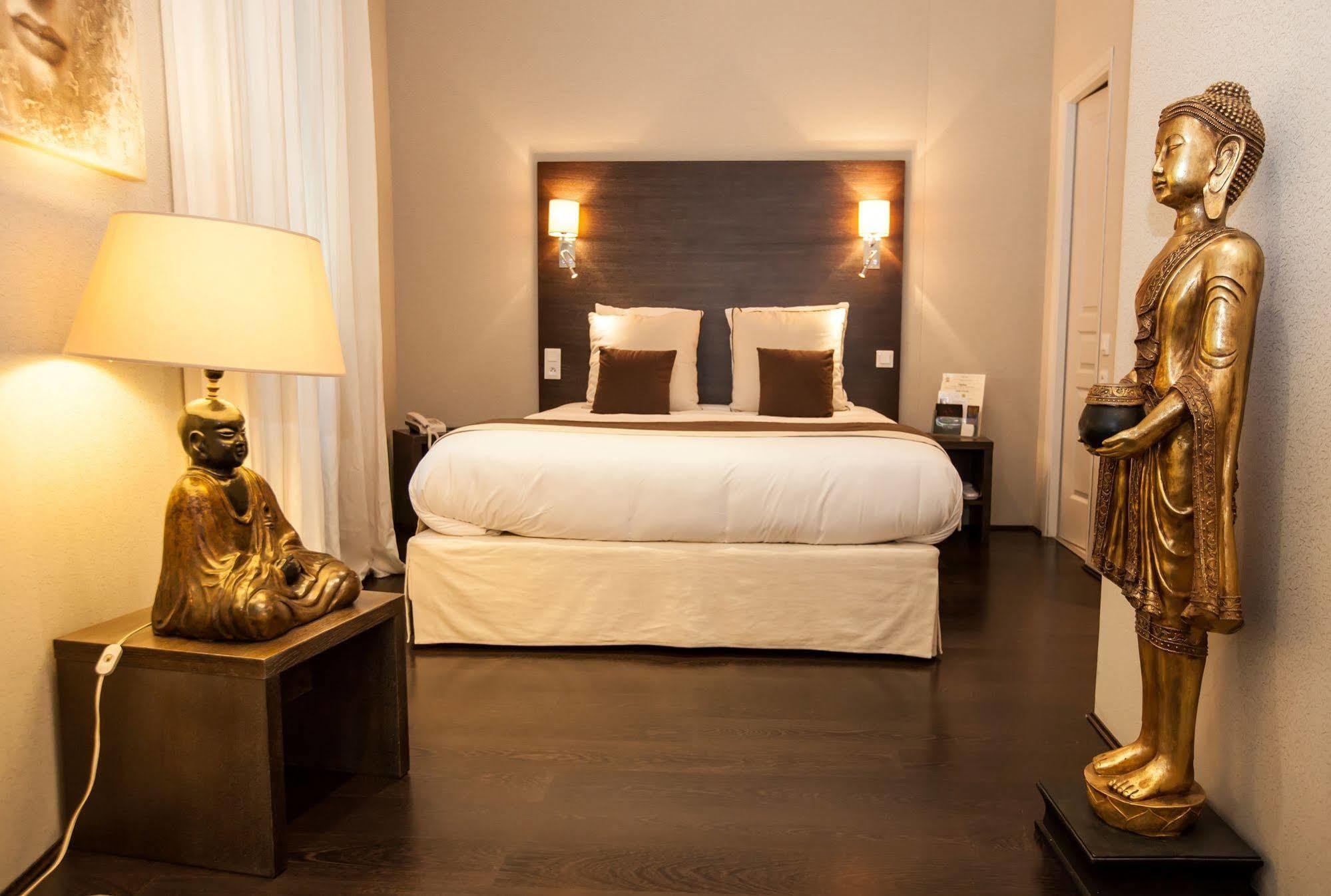 Paris Rome Hotell Menton Eksteriør bilde