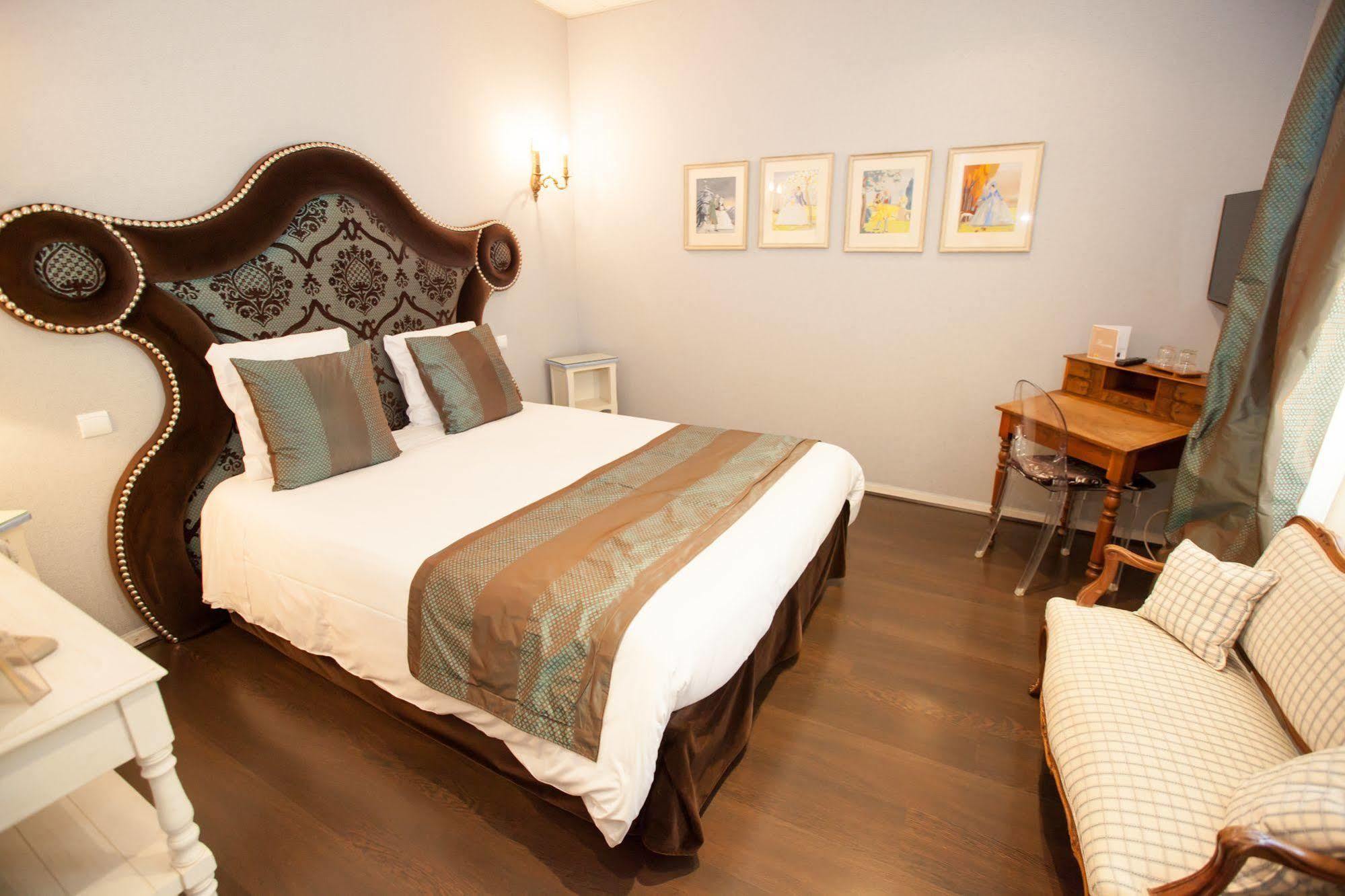 Paris Rome Hotell Menton Eksteriør bilde